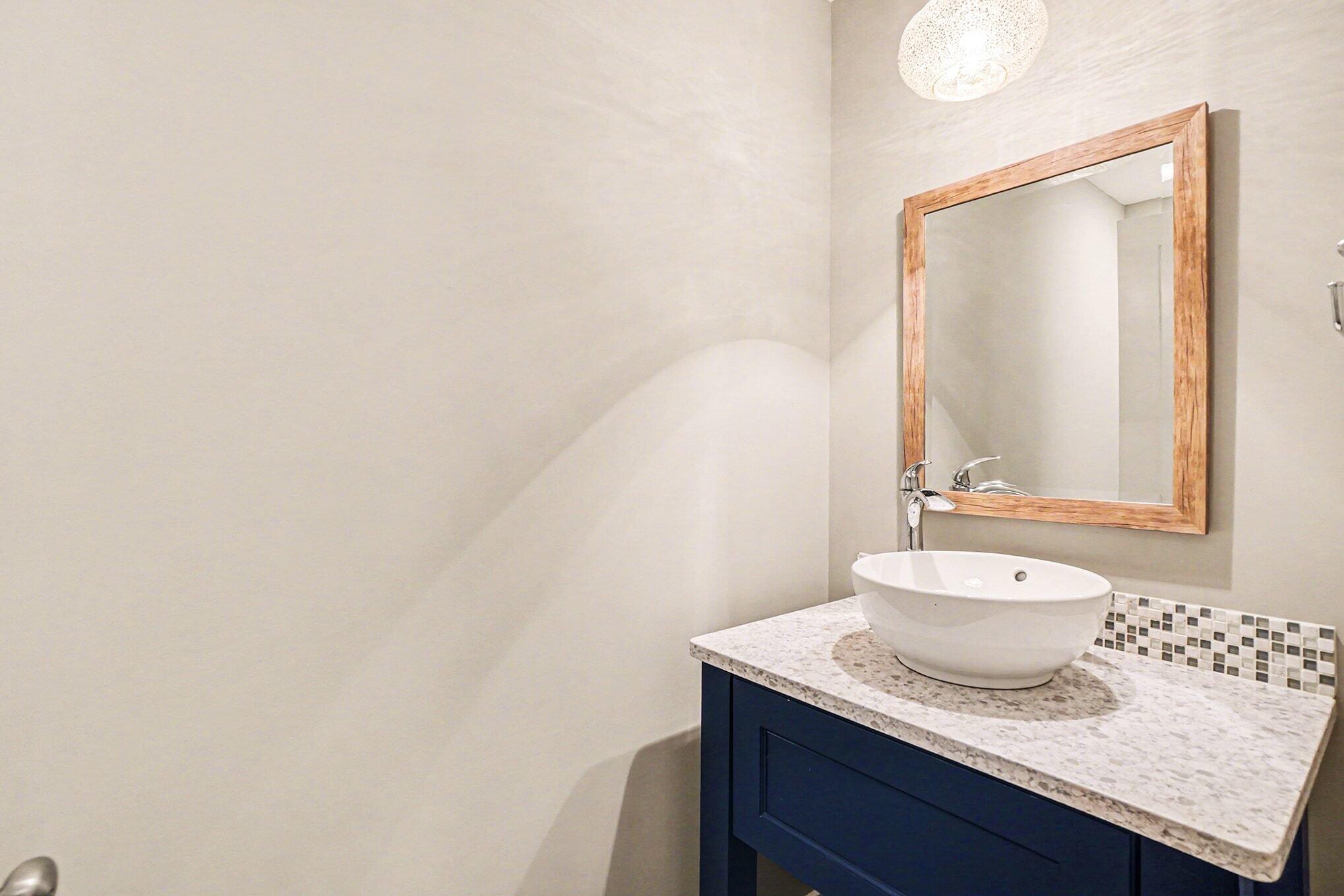 920 West Savidge Street, Unit 6 Spring Lake, MI 49456 - Photo 13 of 37 002_file_2391