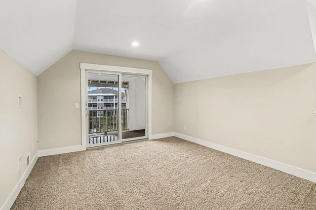 $539,900 | 920 West Savidge Street, Unit 6, Spring Lake, MI 49456