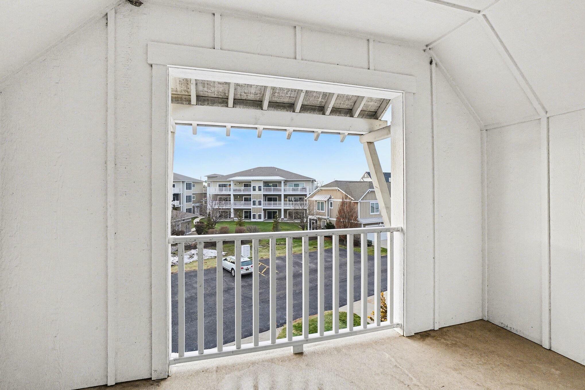 920 West Savidge Street, Unit 6 Spring Lake, MI 49456 - Photo 26 of 37 023_file_8834