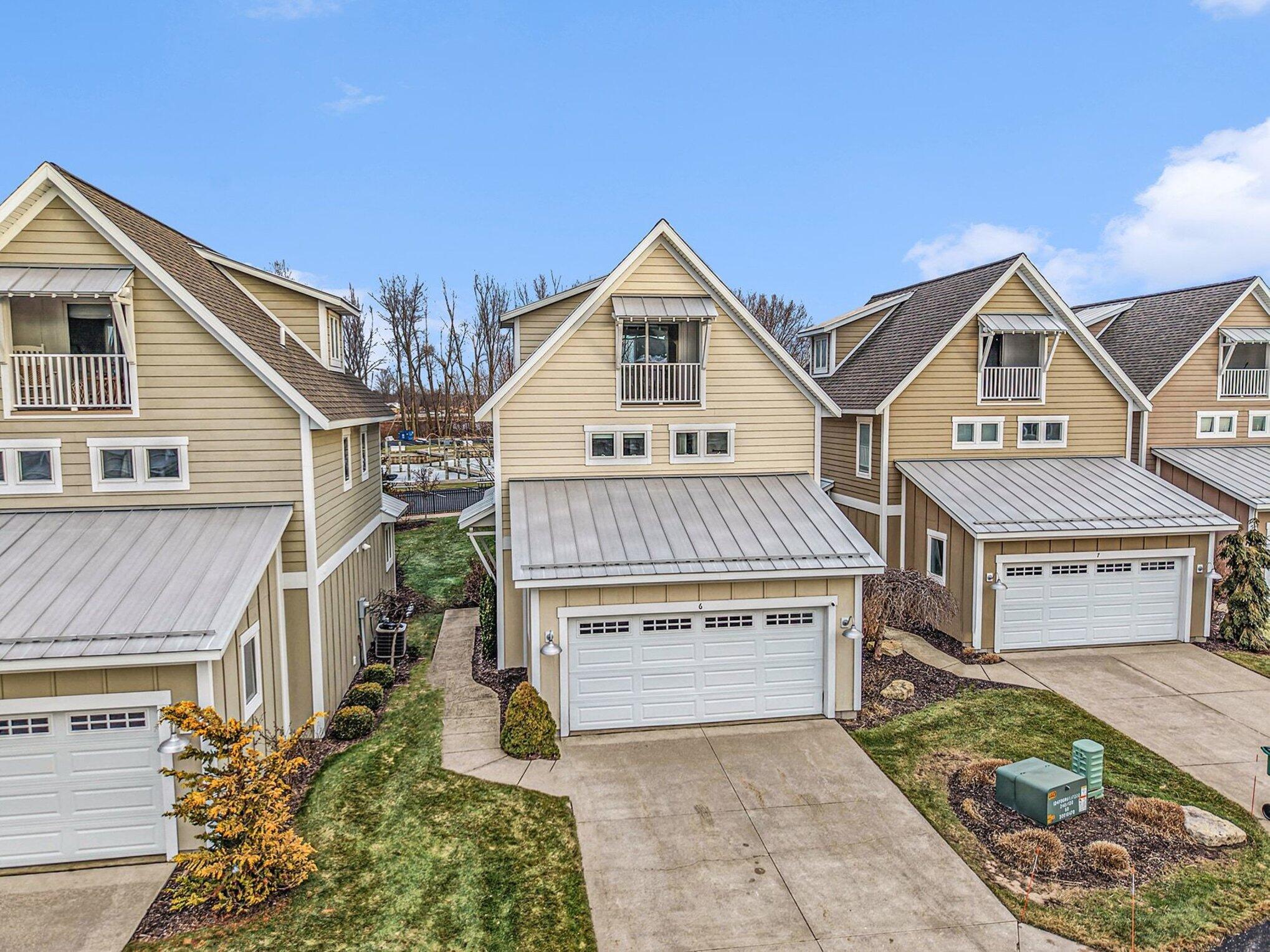 920 West Savidge Street, Unit 6 Spring Lake, MI 49456 - Photo 29 of 37 029_file_9057