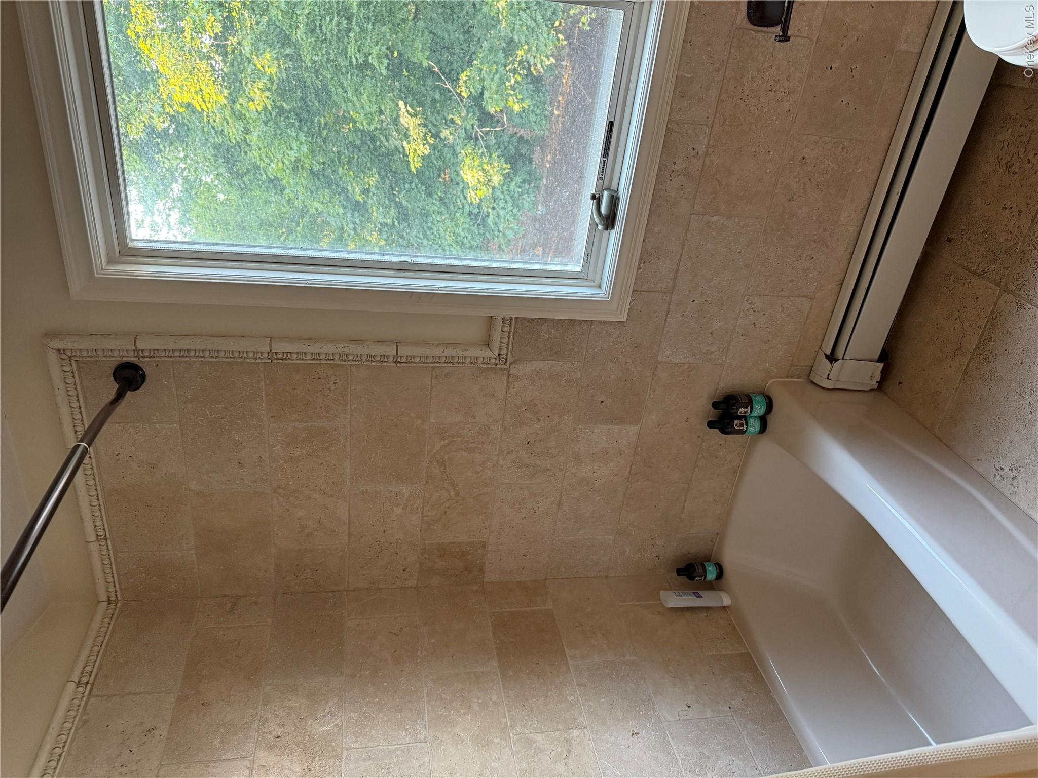 588 Long Beach Road Nissequogue, NY 11780 - Photo 18 of 35