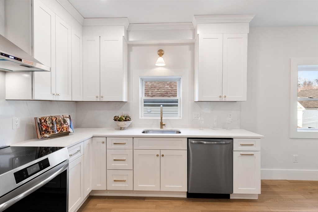 7 Bennett Street, Unit 2 Medford, MA 02155 - Photo 13 of 39