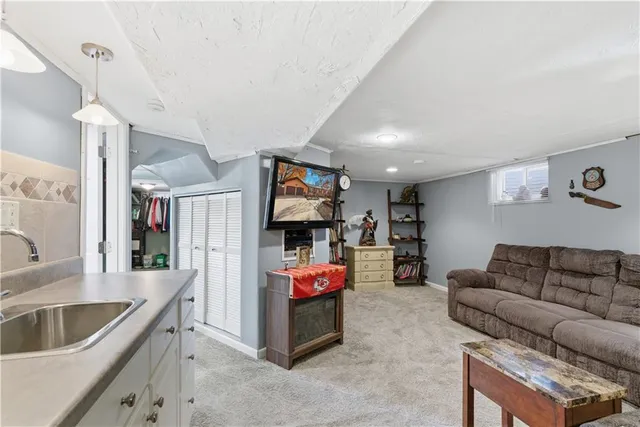 $369,900 | 9207 West 97th Street, Overland Park, KS 66212