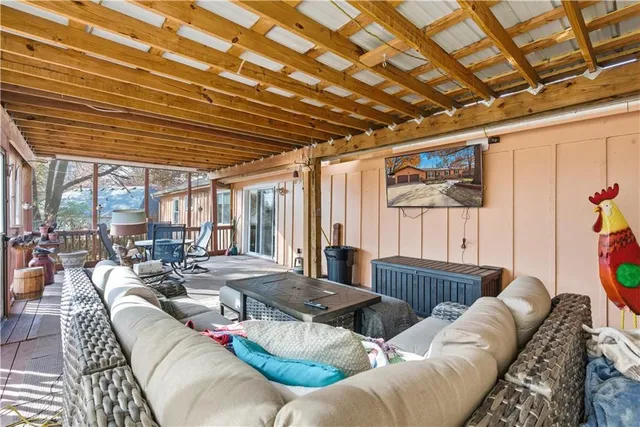 $369,900 | 9207 West 97th Street, Overland Park, KS 66212