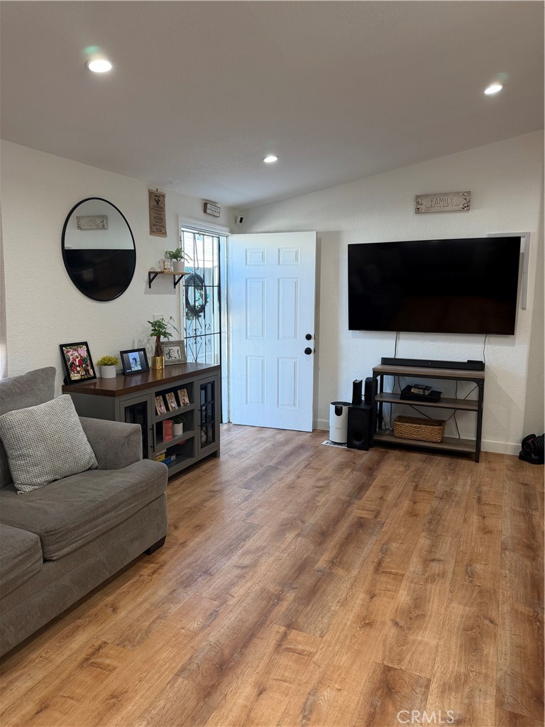 12700 Elliott, Unit 98 El Monte, CA 91732 - Photo 18 of 44