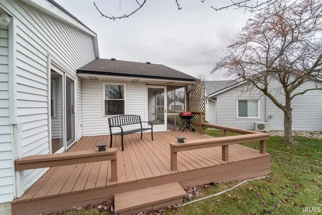 $260,000 | 2908 Wood Knoll Lane, Fort Wayne, IN 46804