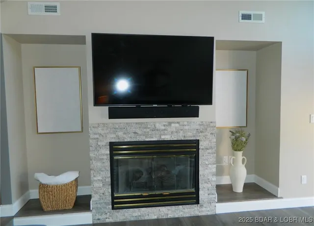 $429,900 | 342 North Port Dr Lake, Unit 342, Lake Ozark, MO 65049