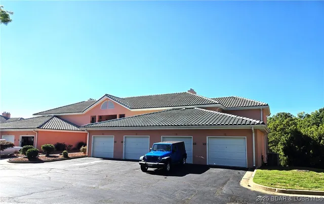 $429,900 | 342 North Port Dr Lake, Unit 342, Lake Ozark, MO 65049