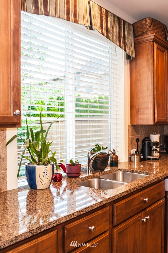 16632 37th Drive Southeast Bothell, WA 98012 - Photo 5 of 20