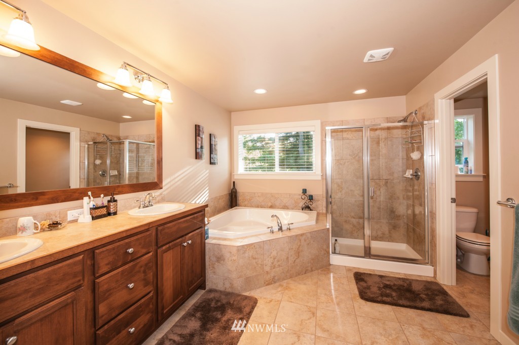16632 37th Drive Southeast Bothell, WA 98012 - Photo 9 of 20