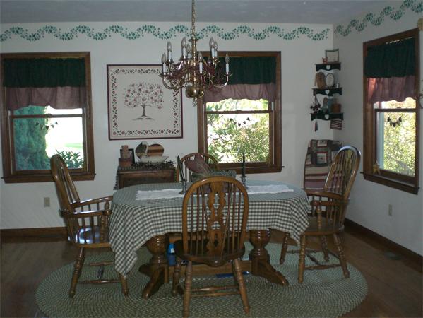 62 George Allen Road West Brookfield, MA 01585 - Photo 5 of 21 Gallery Image 5