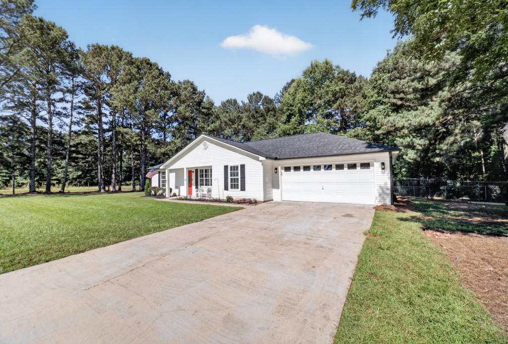 11 Willow Ridge Drive Hampton, GA 30228 - Photo 2 of 42