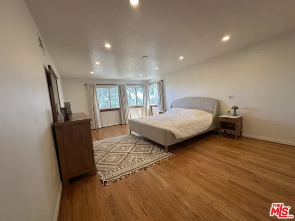 $14,500 | 2846 Angelo Drive, Los Angeles, CA 90077