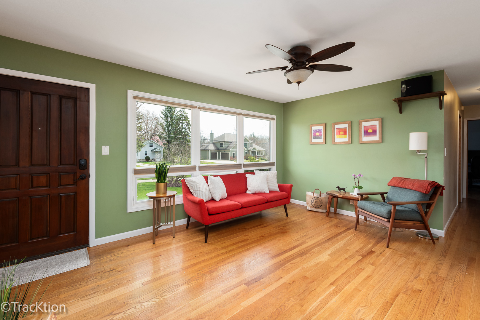 6112 Dunham Road Downers Grove, IL 60516 - Photo 3 of 29 Gallery Image 3