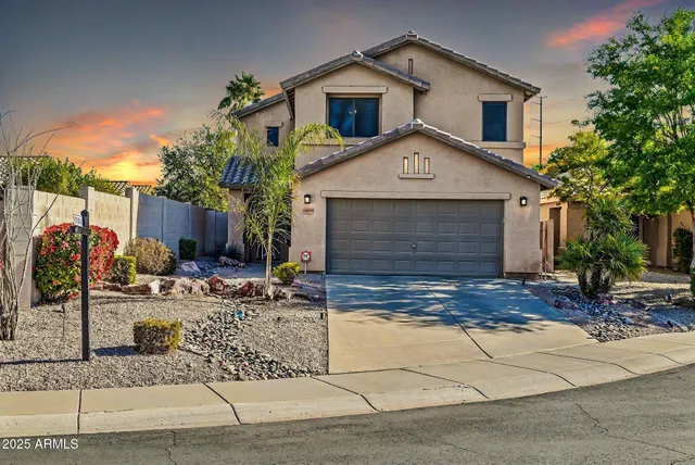 $639,000 | 20219 North 33rd Place, Phoenix, AZ 85050