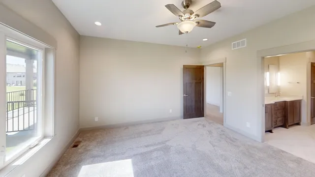 $889,900 | 2334 West 9th Street, Albert Lea, MN 56007