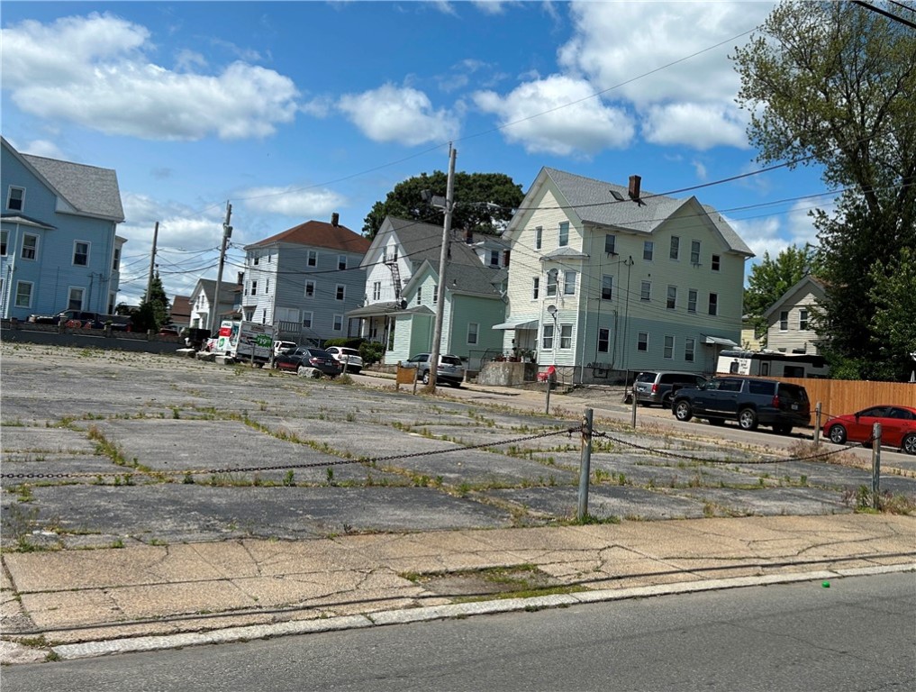 211 Carnation Street Pawtucket, RI 02860 - Photo 3 of 4