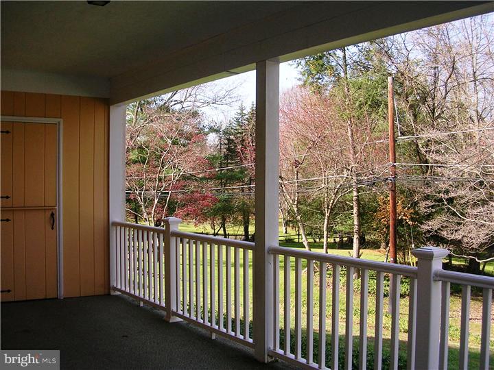142 Beechwood Road Newtown Square, PA 19073 - Photo 6 of 9 Porch