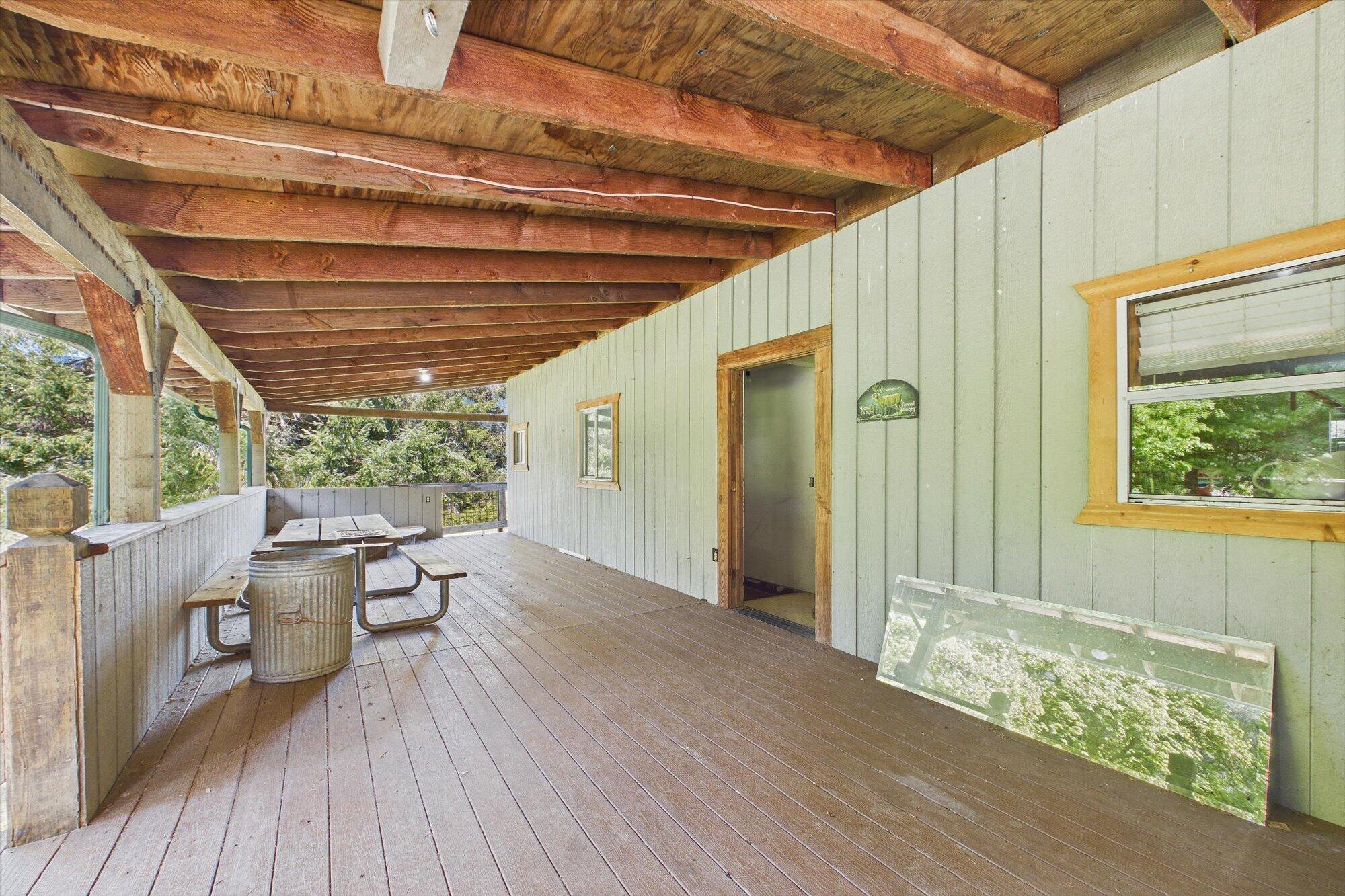 1490 Red Cap Road Orleans, CA 95556 - Photo 23 of 71