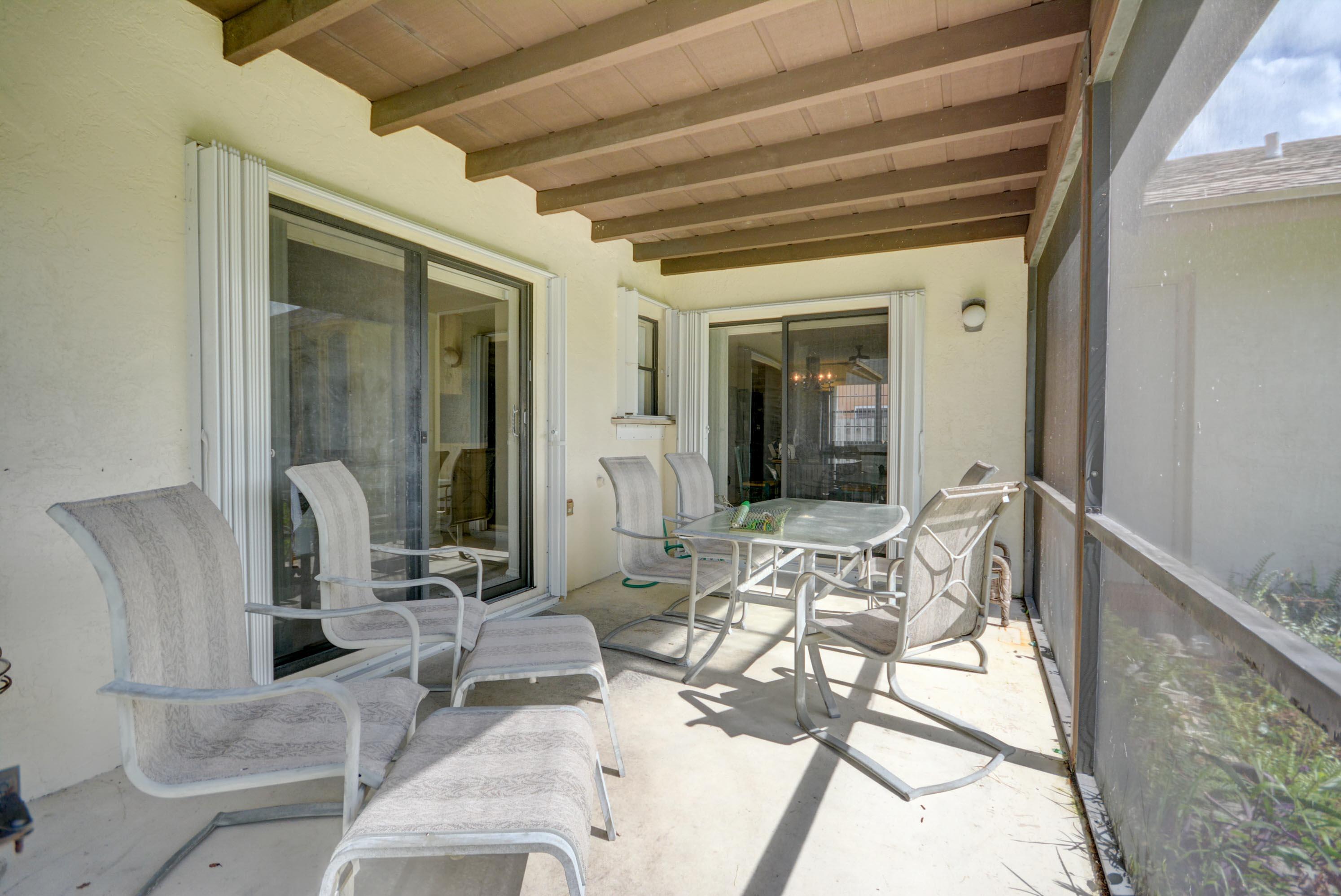 22953 Southwest 56th Avenue Boca Raton, FL 33433 - Photo 19 of 24 Screen Pation