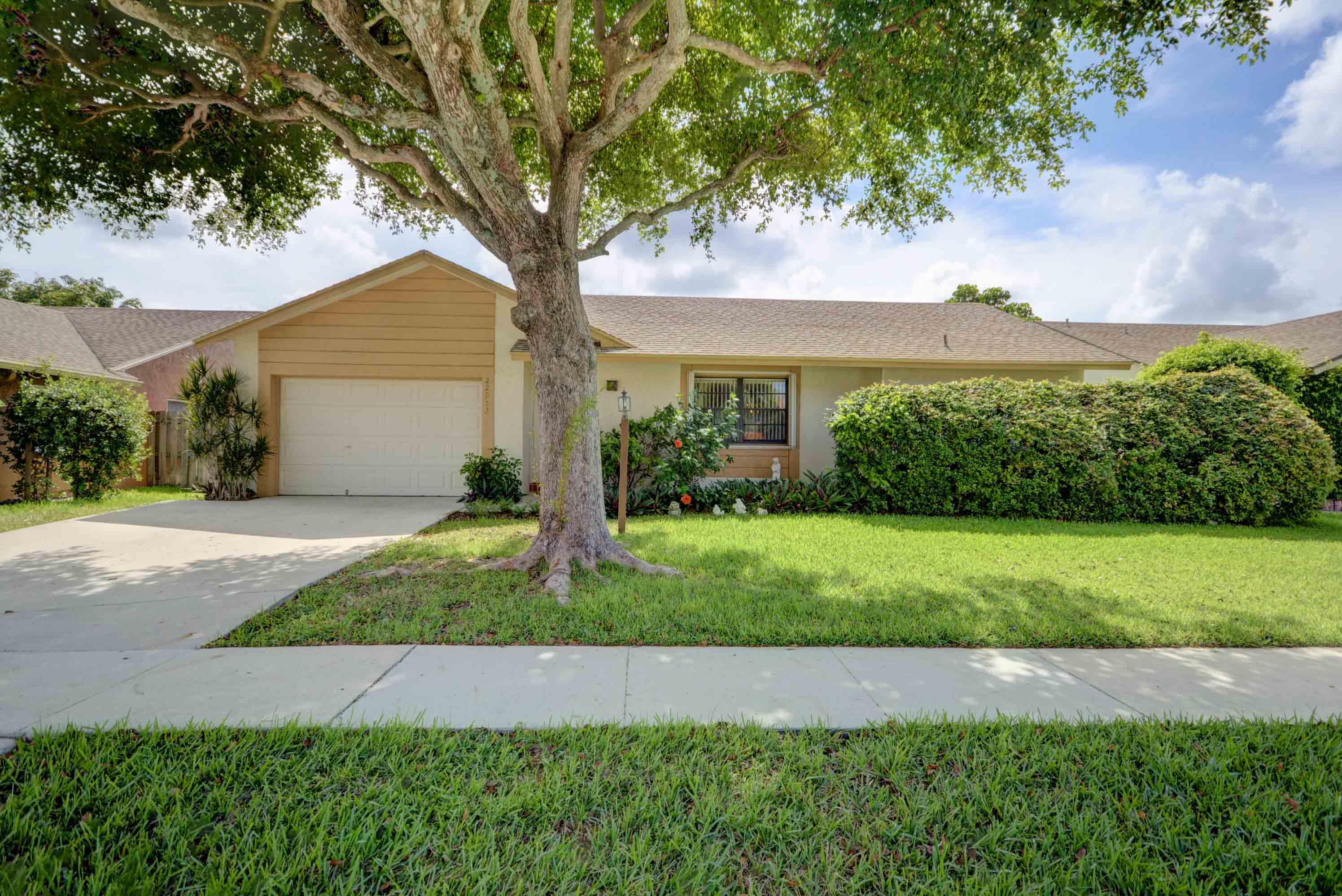 22953 Southwest 56th Avenue Boca Raton, FL 33433 - Photo 2 of 24 Exterior