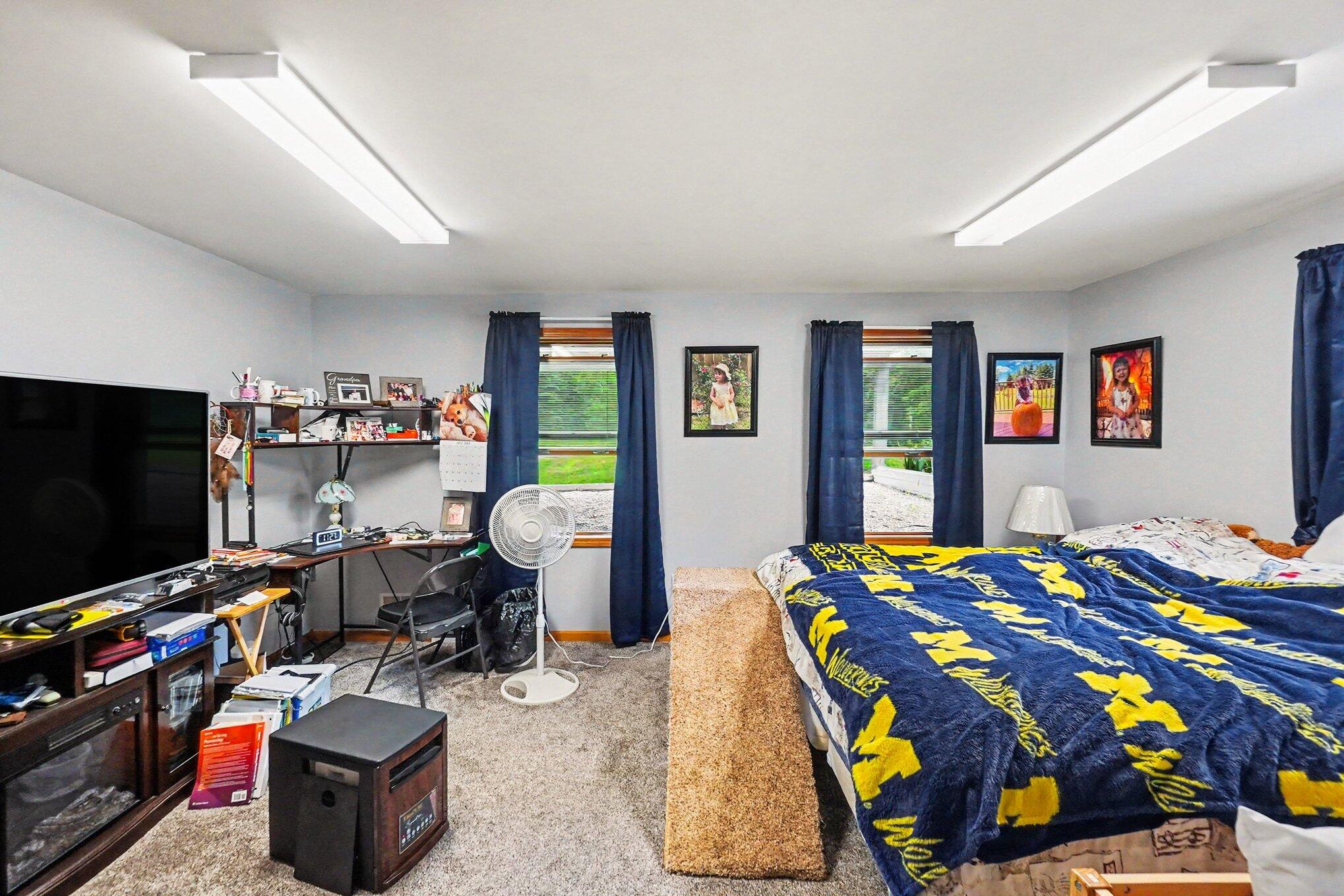 4485 South Miles Road Sheridan, MI 48884 - Photo 27 of 79 023_file_3885