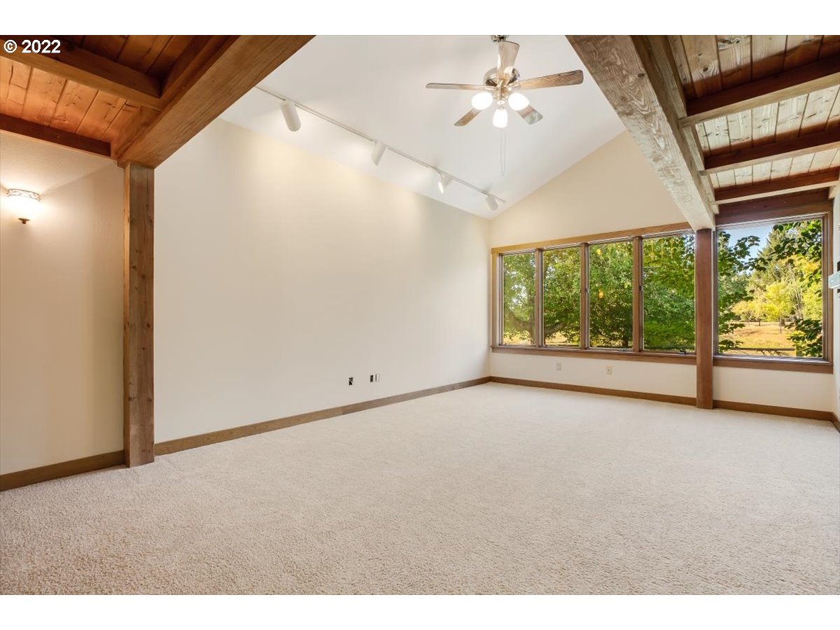 22323 South Central Point Road Oregon City, OR 97045 - Photo 15 of 32 Gallery Image 15