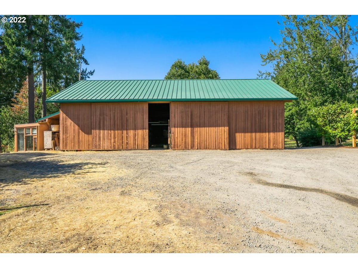 22323 South Central Point Road Oregon City, OR 97045 - Photo 28 of 32 Gallery Image 28