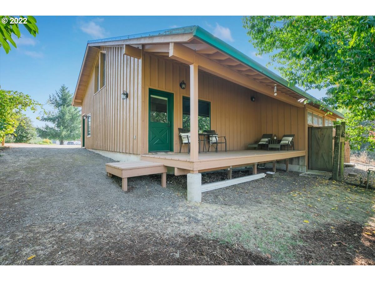 22323 South Central Point Road Oregon City, OR 97045 - Photo 29 of 32 Gallery Image 29
