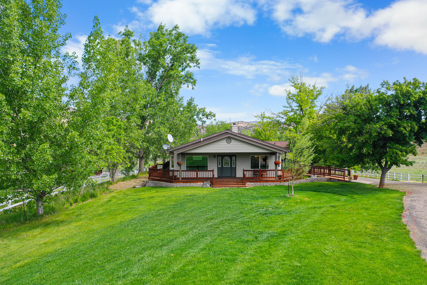 33817 Gage Road Mitchell, OR 97750 - Photo 10 of 56 10