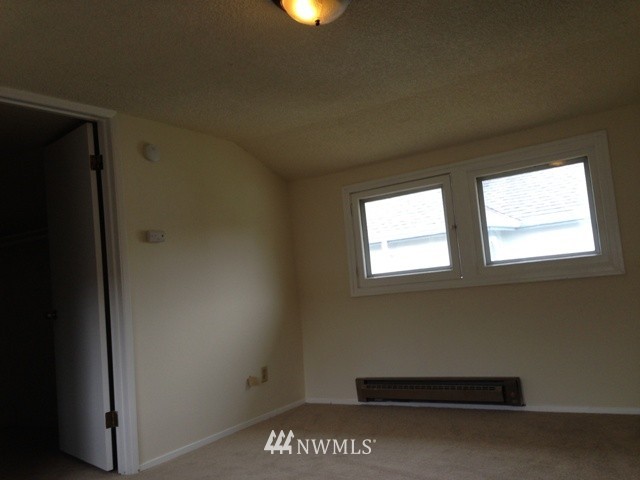 1724 Rockefeller Avenue Everett, WA 98201 - Photo 4 of 10
