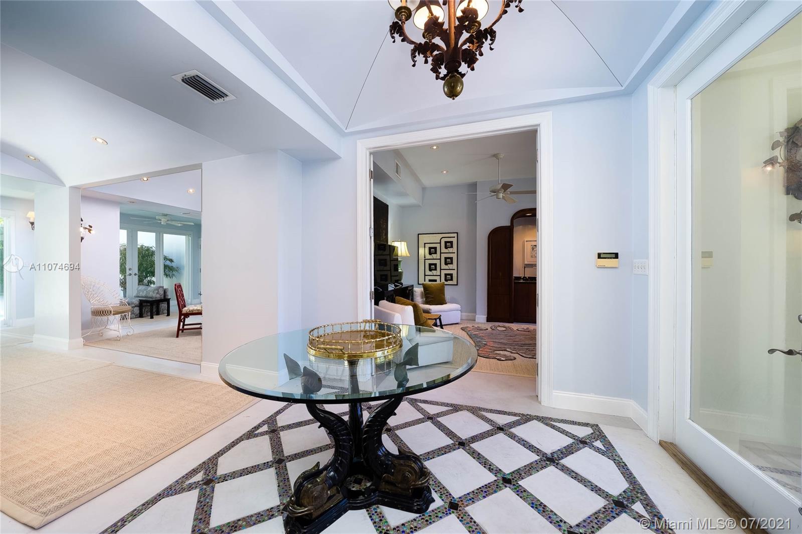 335 Atlantic Road Key Biscayne, FL 33149 - Photo 6 of 29
