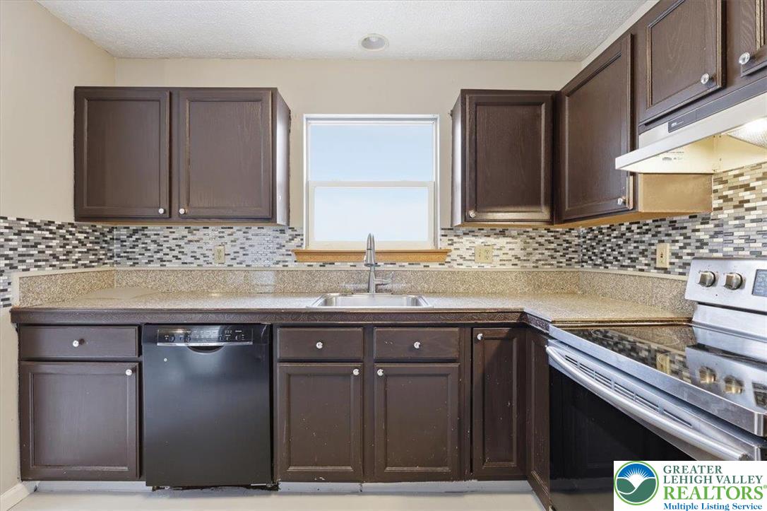 2320 Elmhurst Road East Stroudsburg, PA 18302 - Photo 22 of 69 Gallery Image 22