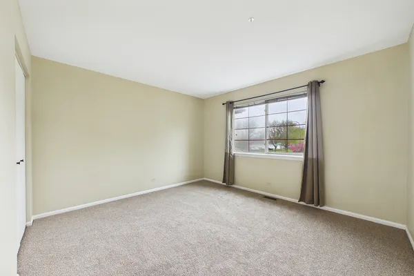 $415,000 | 2056 Yellow Daisy Court, Naperville, IL 60563