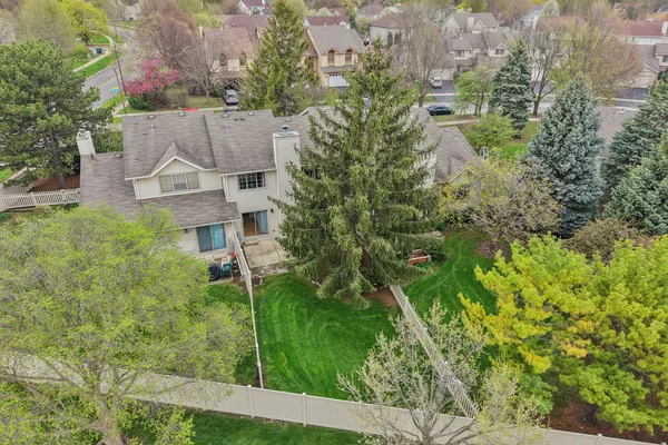 $415,000 | 2056 Yellow Daisy Court, Naperville, IL 60563