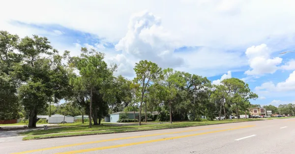 $2,750,000 | 4100 16th Street North, St. Petersburg, FL 33703