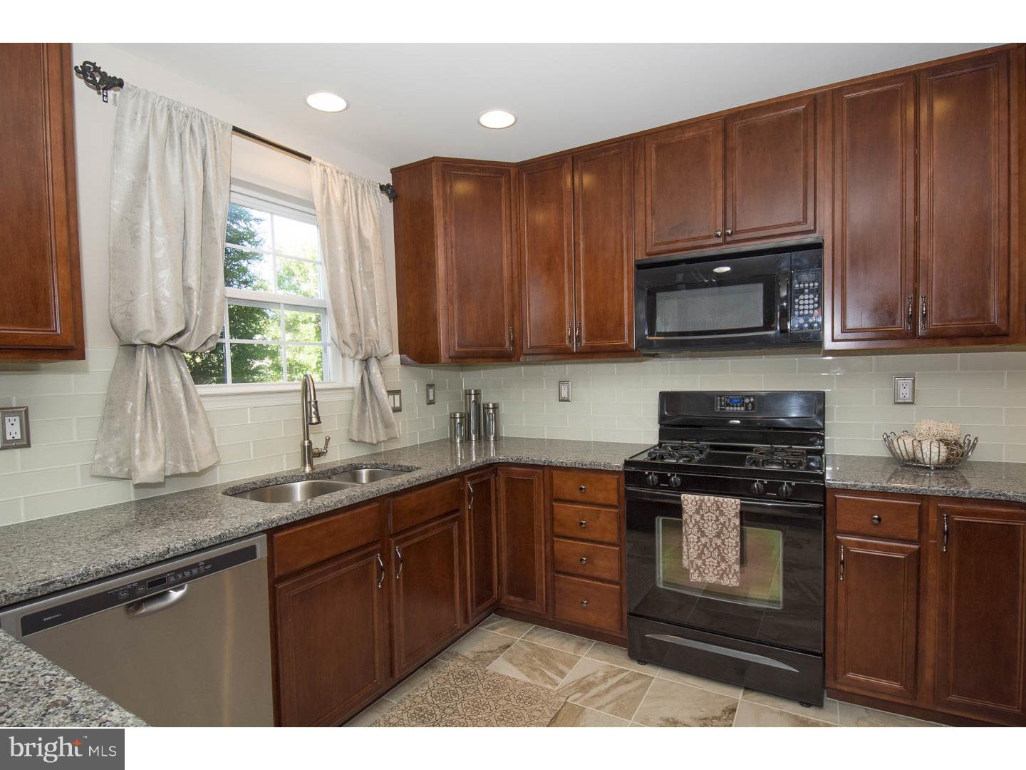 212 Flagstone Road, Unit 3 Chester Springs, PA 19425 - Photo 8 of 25 Kitchen