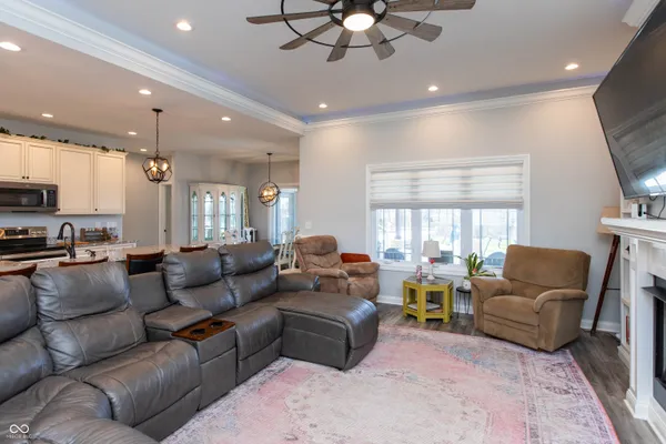 $649,900 | 10351 County Road 800 North, Seymour, IN 47274