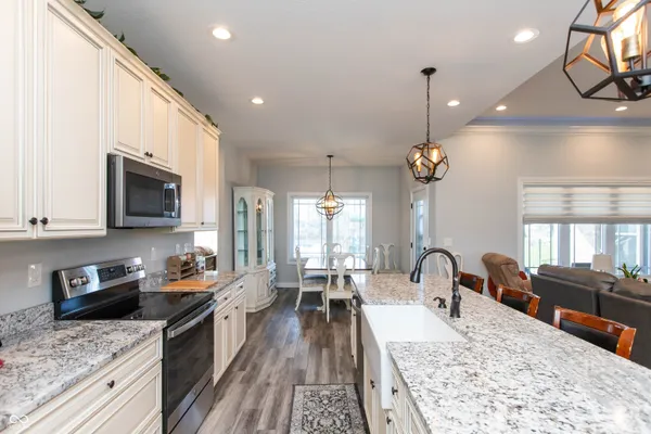 $649,900 | 10351 County Road 800 North, Seymour, IN 47274