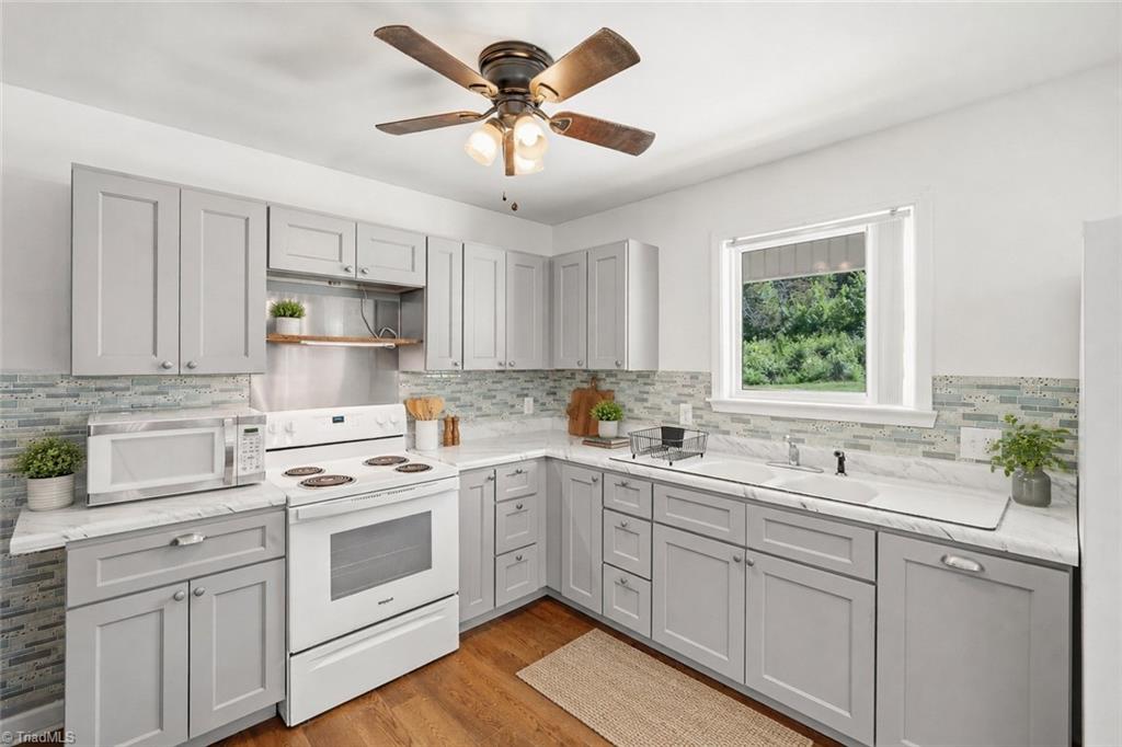 504 George Surratt Road Lexington, NC 27295 - Photo 3 of 26