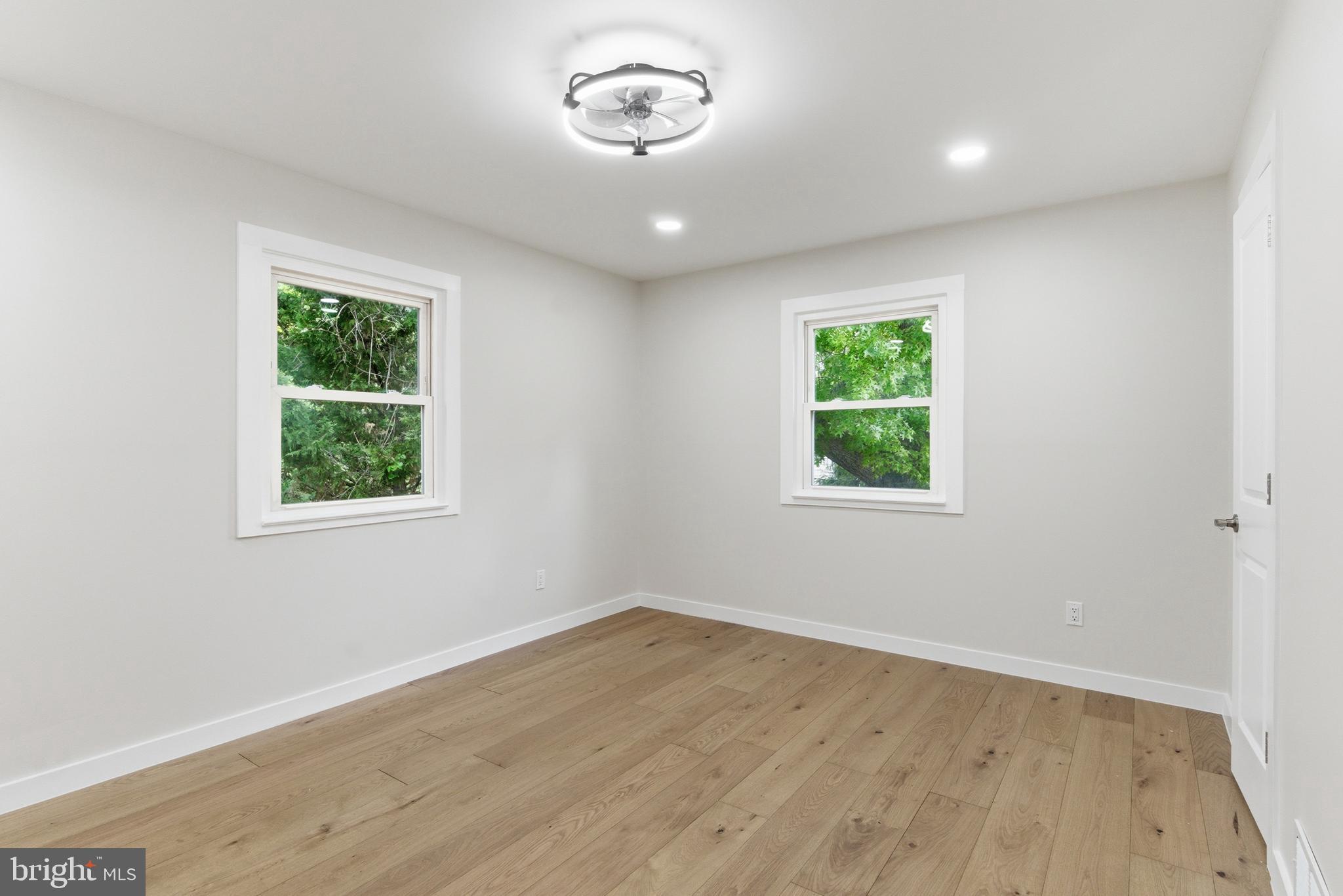 4312 Lees Corner Road Chantilly, VA 20151 - Photo 21 of 36 Bedroom1