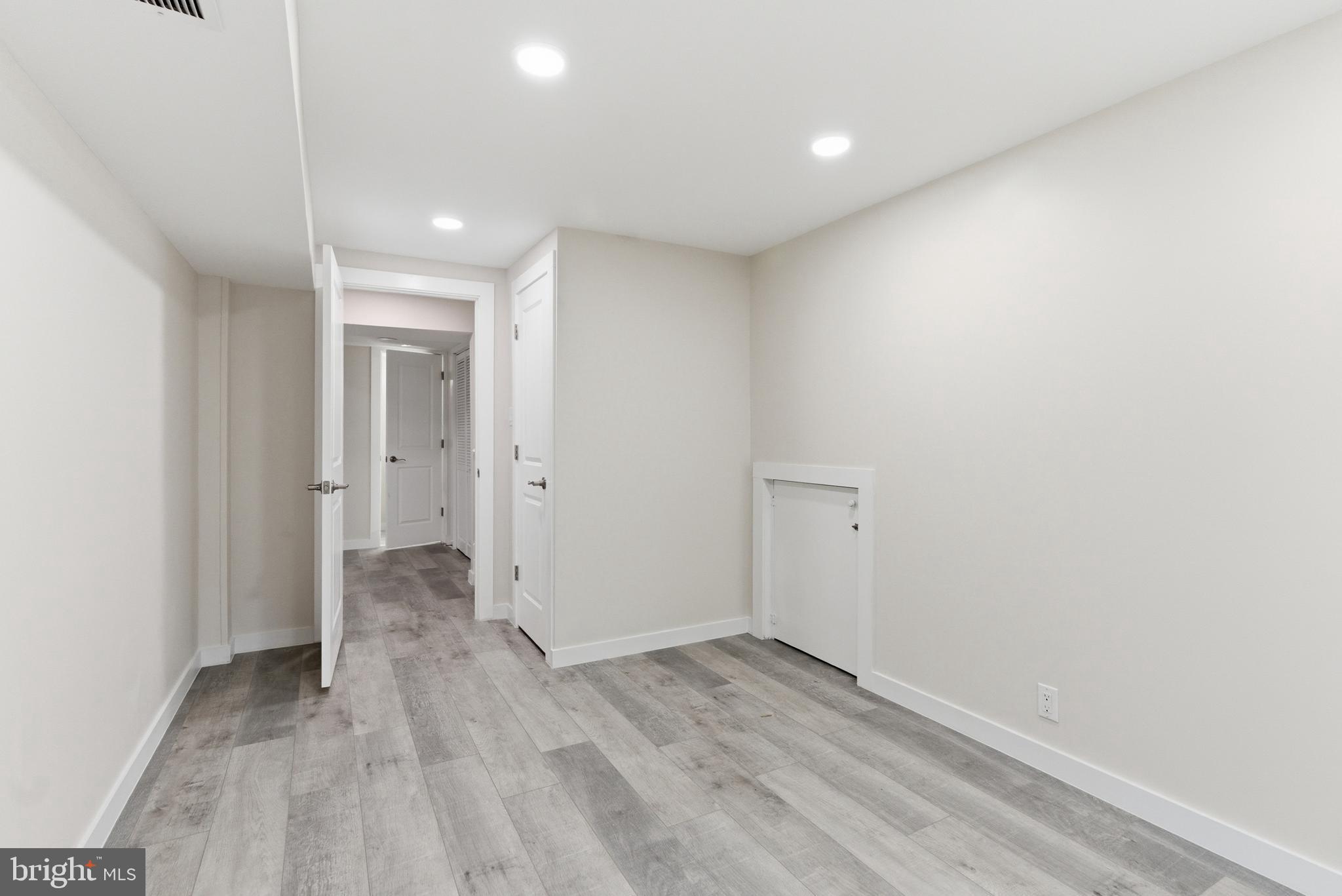 4312 Lees Corner Road Chantilly, VA 20151 - Photo 30 of 36 1st level Bedroom#3