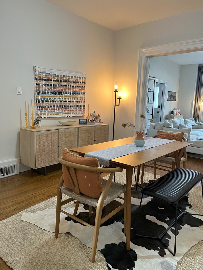 Undisclosed Address Chicago, IL 60622 - Photo 8 of 17 a view of a dining room with furniture and wooden floor