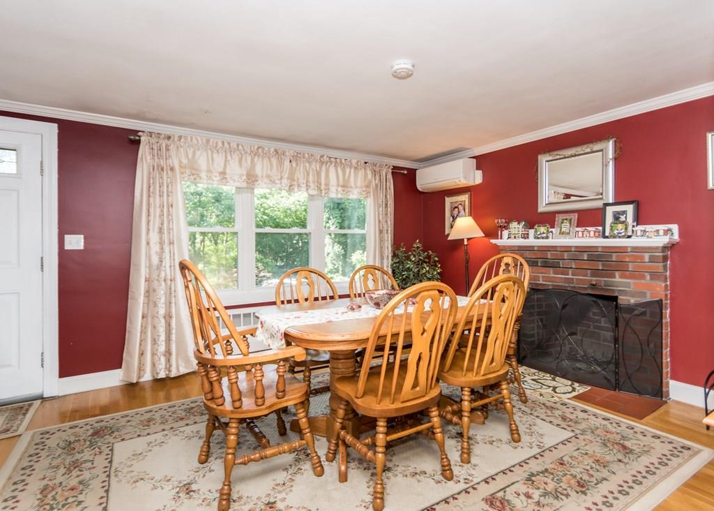 123 Pond End Road Waltham, MA 02451 - Photo 11 of 32 Gallery Image 11