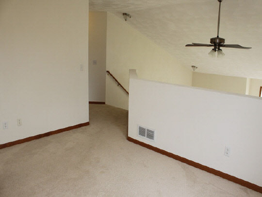 723 Ballymore Road Roscoe, IL 61073 - Photo 8 of 11 Gallery Image 8