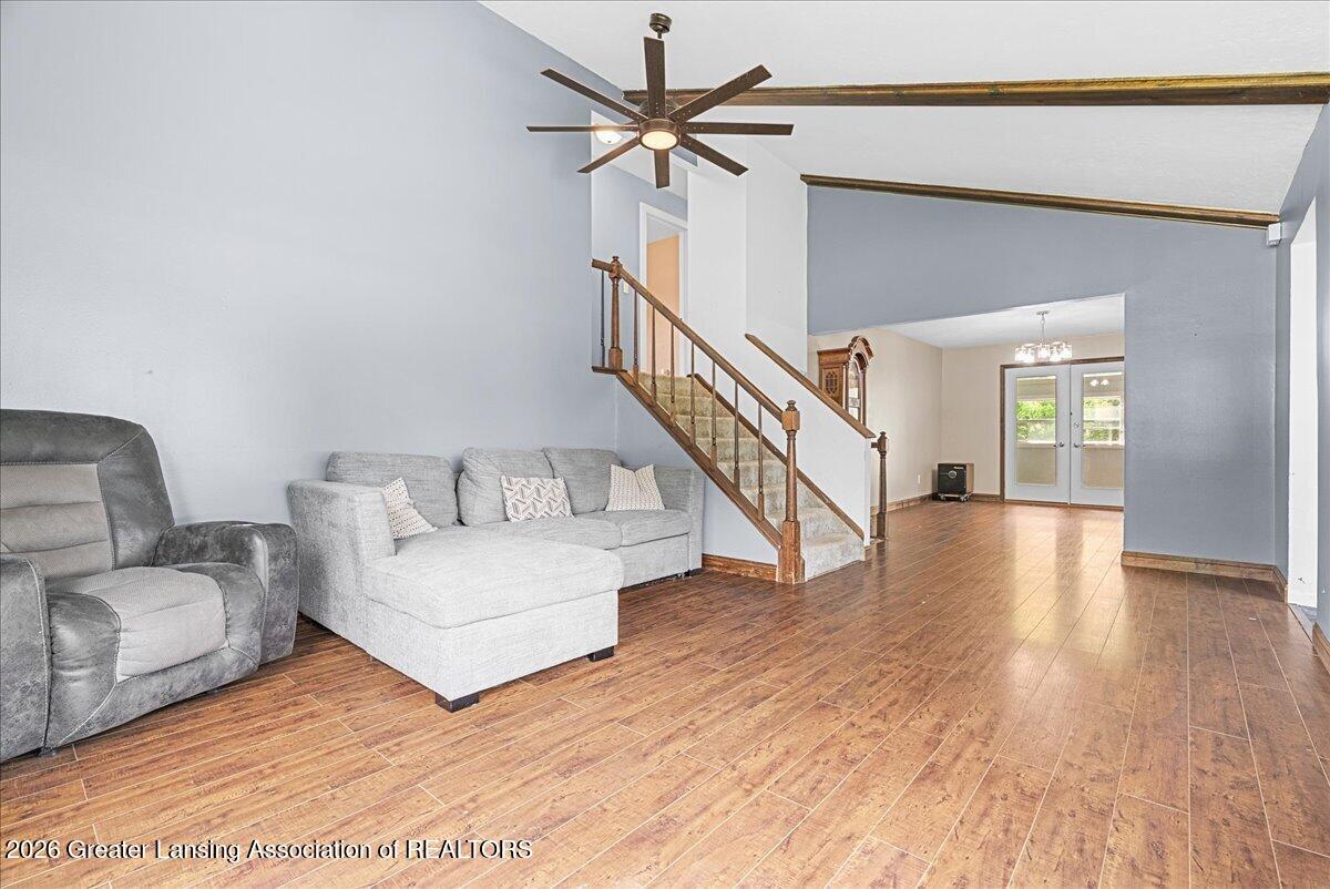 102 Wicklow Road Eaton Rapids, MI 48827 - Photo 8 of 42 27-Media Jett - 19
