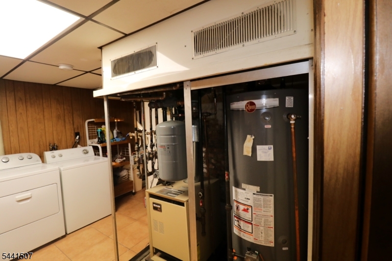 66 Chambers Street Newark, NJ 07105 - Photo 16 of 19