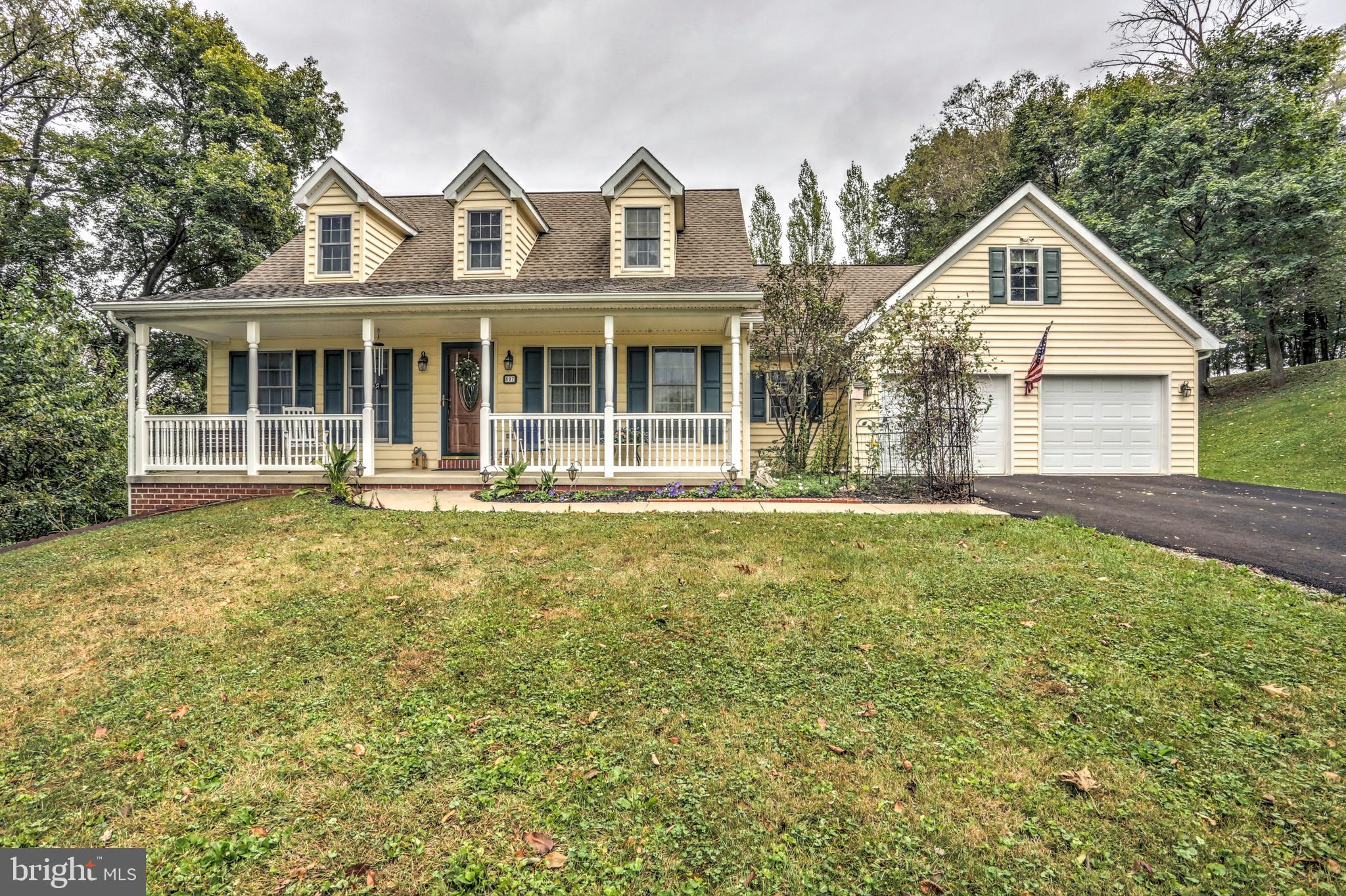807 Disston View Drive Lititz, PA 17543 - Photo 1 of 44 Welcome to 807 Disston View Drive!