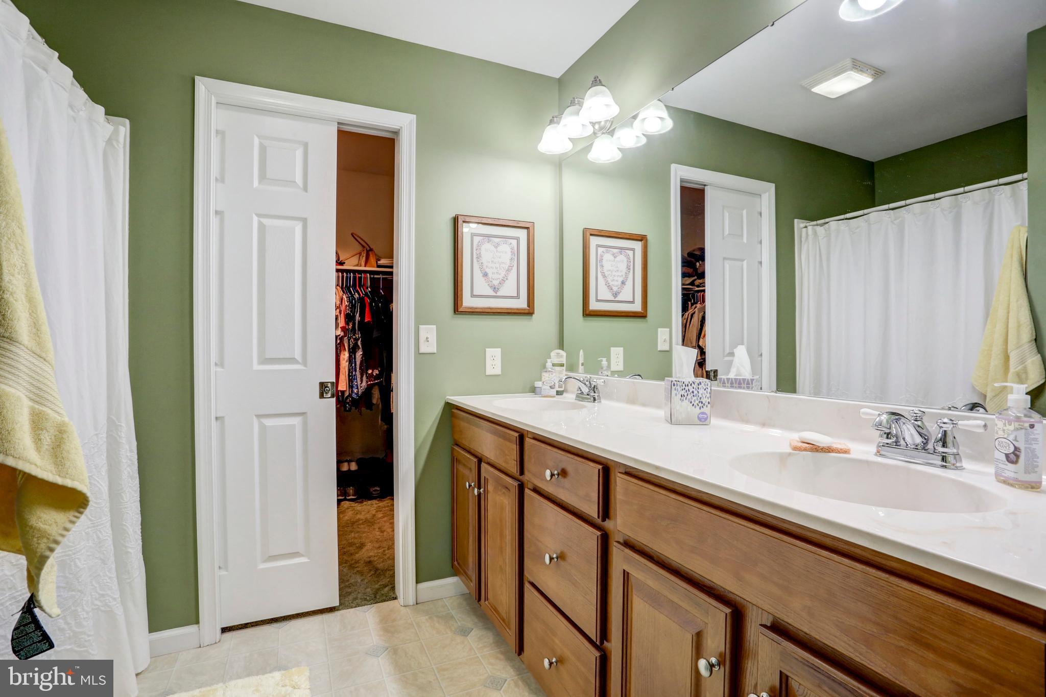 807 Disston View Drive Lititz, PA 17543 - Photo 21 of 44 Master Bathroom