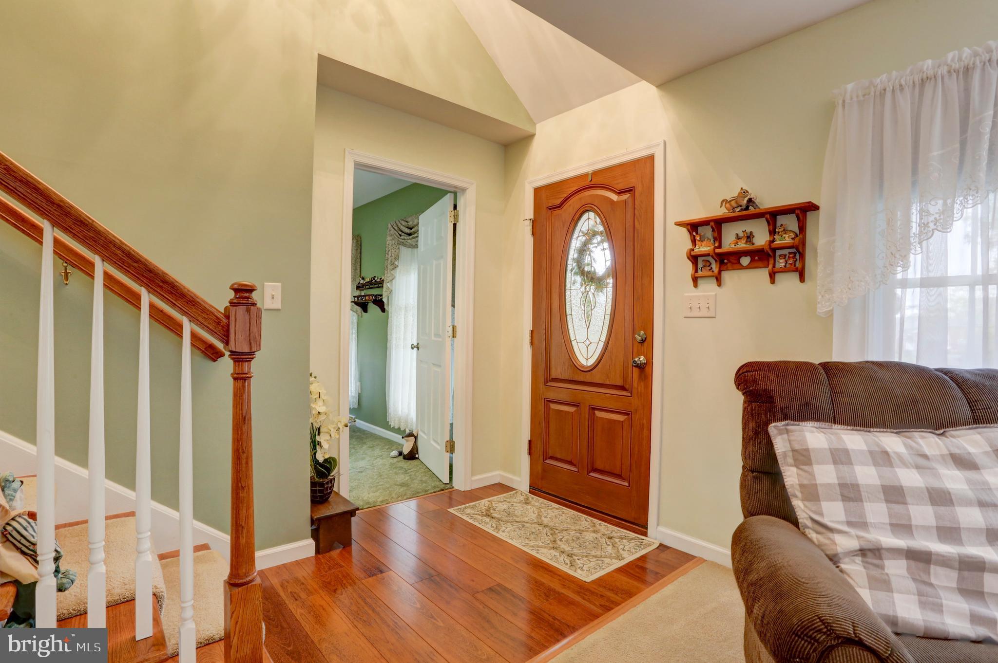 807 Disston View Drive Lititz, PA 17543 - Photo 5 of 44 Entrance